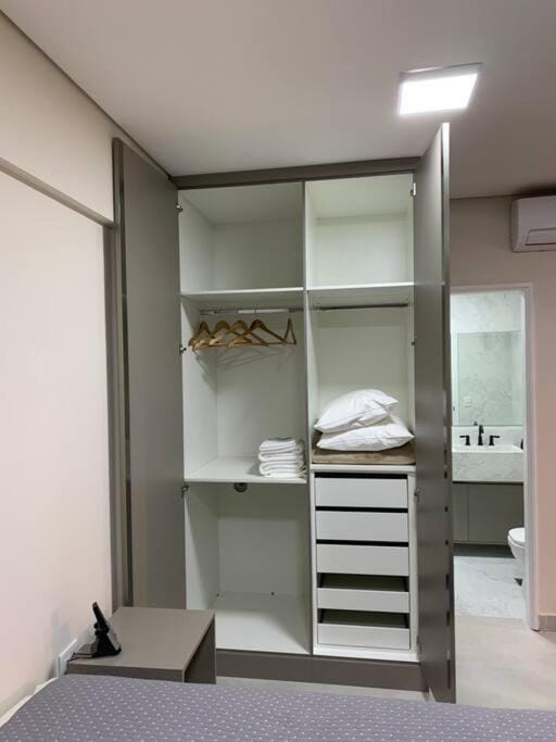 Flat mobiliado ap 25 Campinas - SP Apartment in Campinas