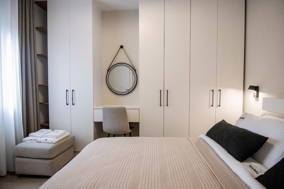 Bed, Photo of the whole room, Bedroom, wardrobe