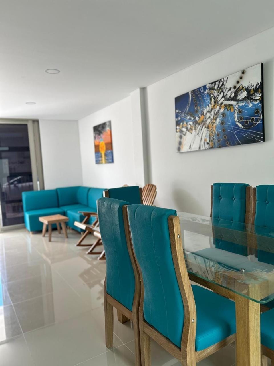 TV and multimedia, Living room