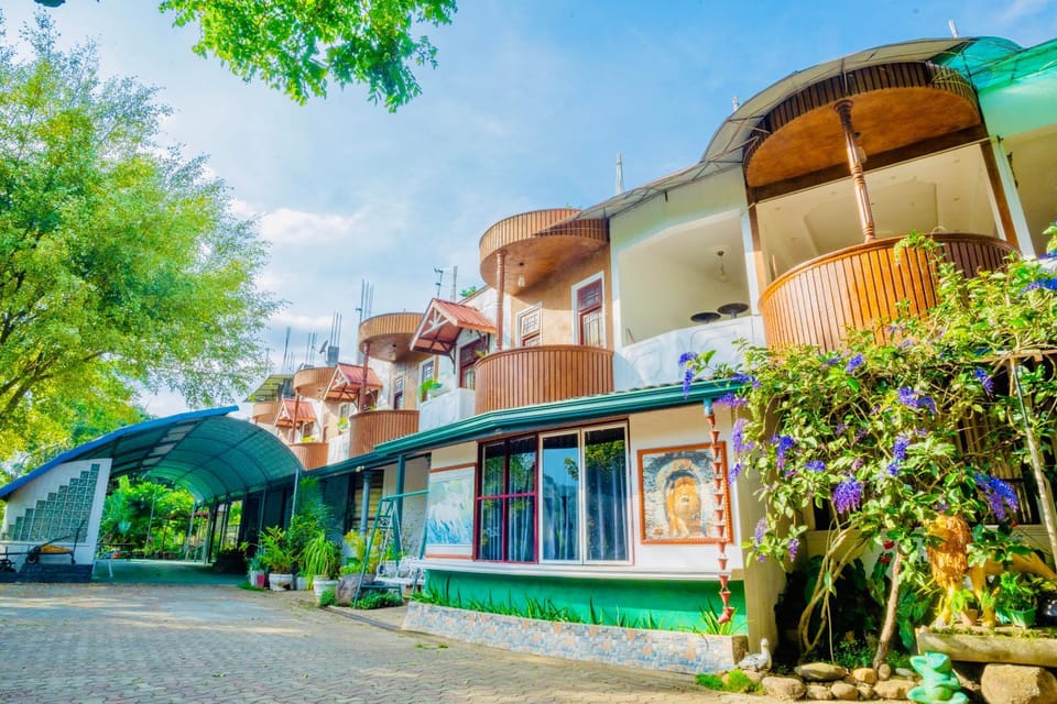 Gemini Royal Mount Resort Hotel in Uva Province, Sri Lanka