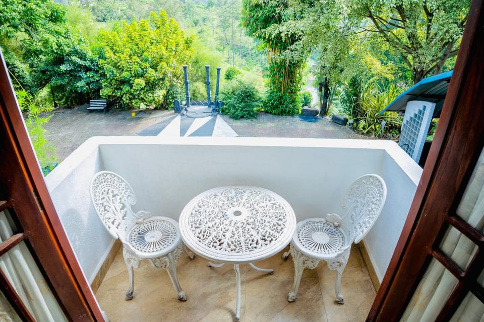 Gemini Royal Mount Resort Hotel in Uva Province, Sri Lanka