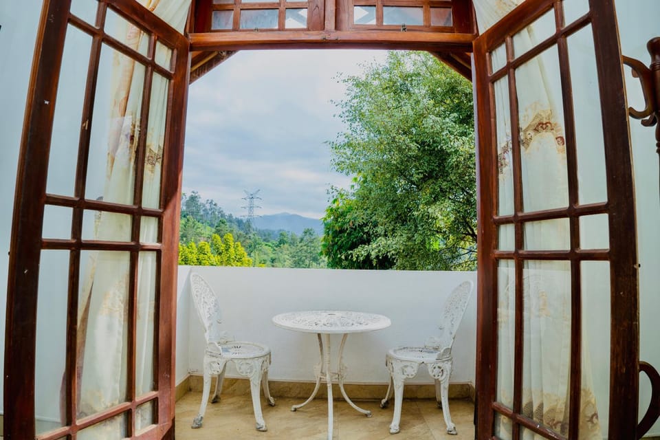 Gemini Royal Mount Resort Hotel in Uva Province, Sri Lanka