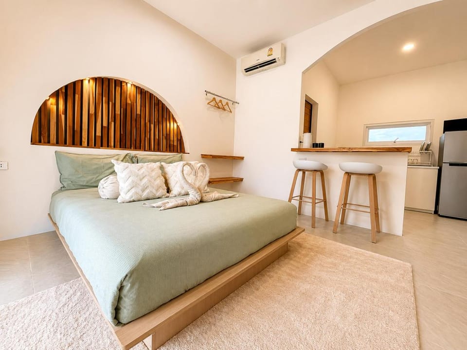 Bed, Bedroom, air conditioner