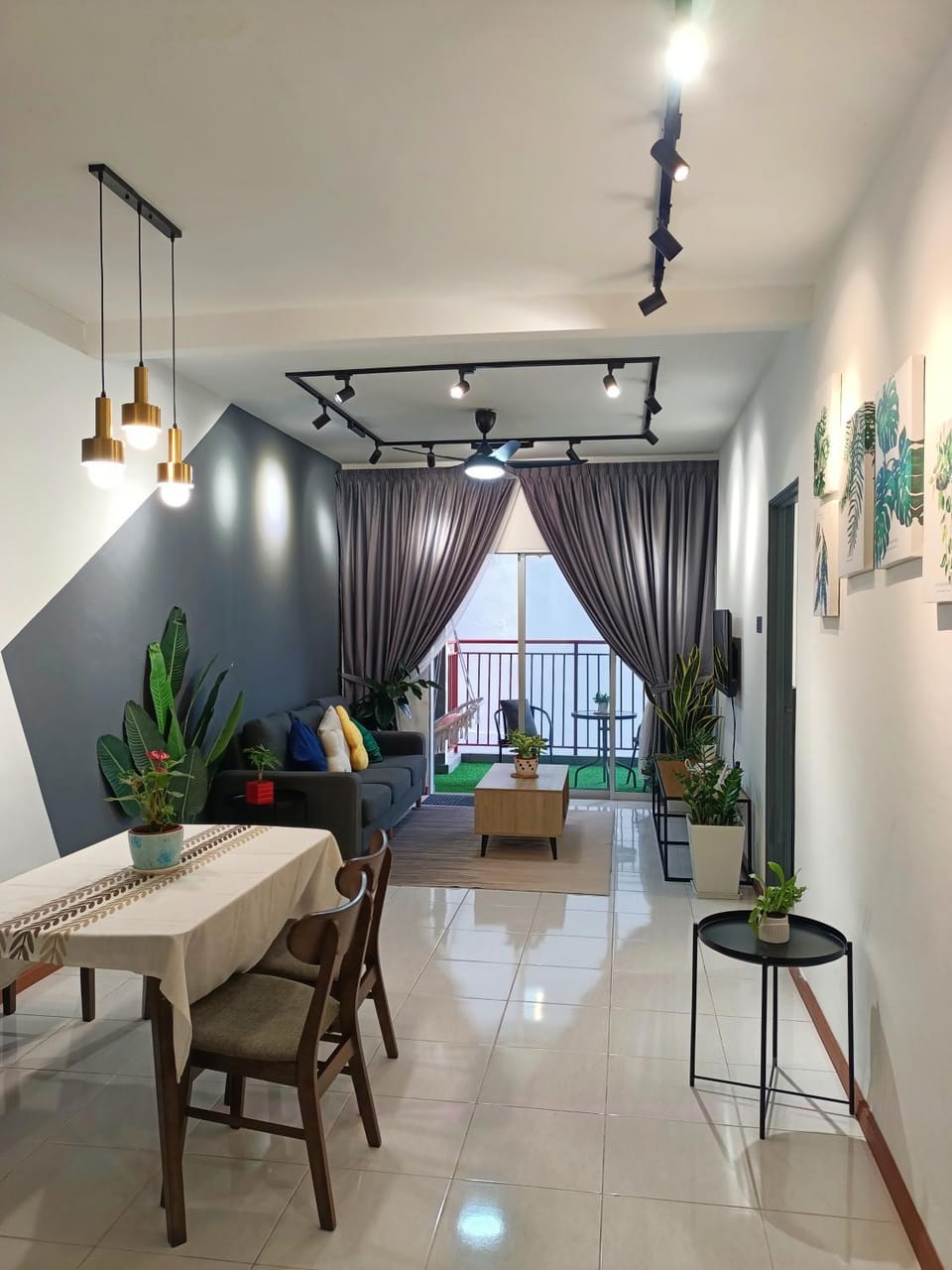 Living room, Dining area
