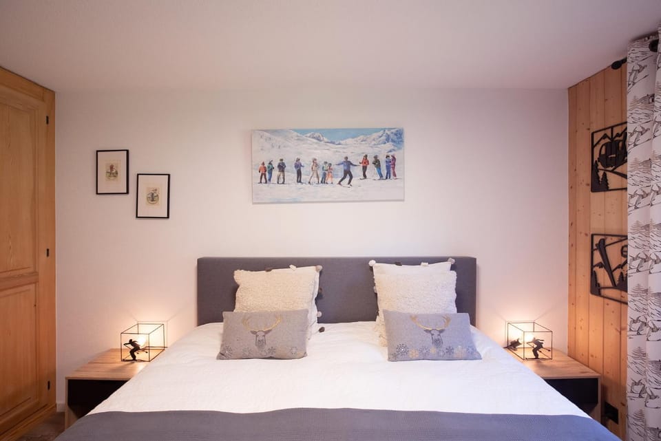Bed, Bedroom, wardrobe