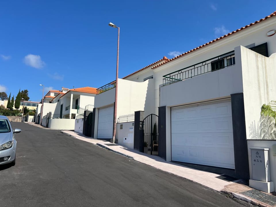 Day, Street view, Parking