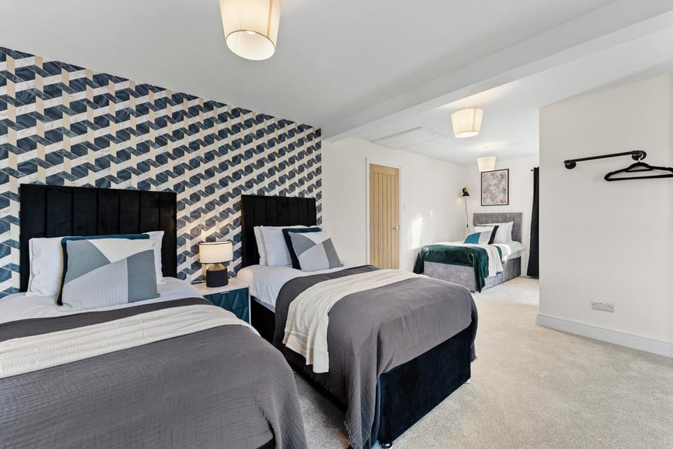 The Bath Cotswolds Rural Retreat - Sleeps 14 House in Mendip District
