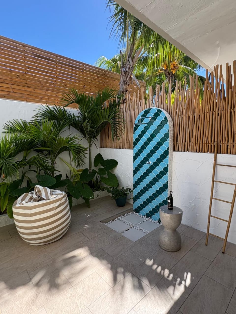 Patio, Garden view