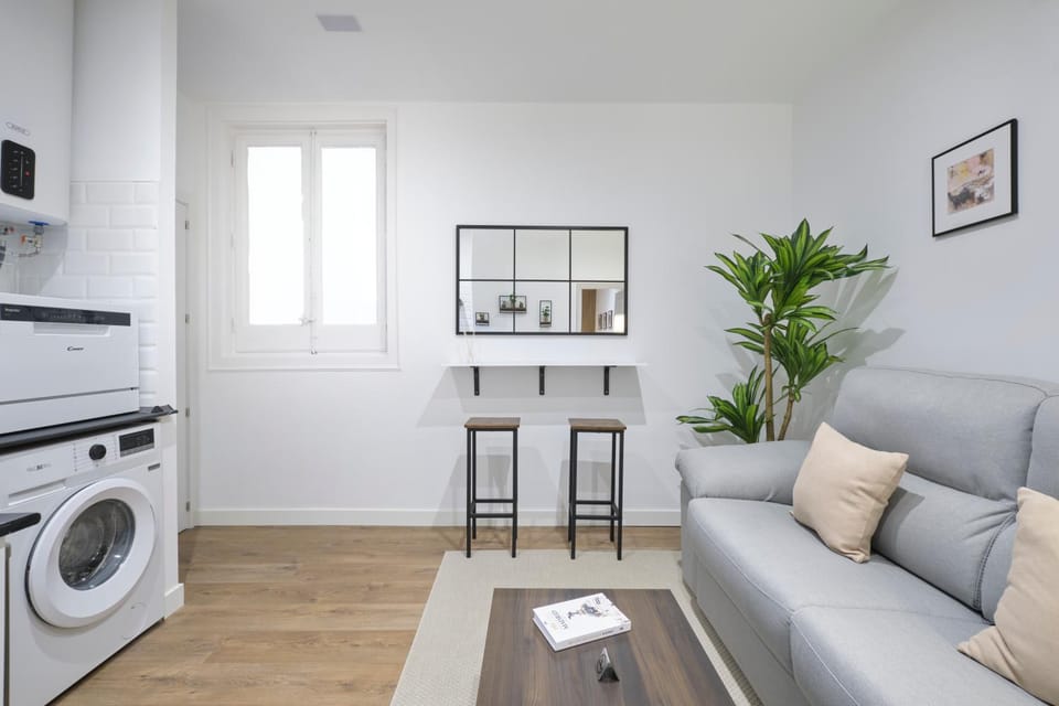 Kitchen or kitchenette, Living room, Seating area, washing machine