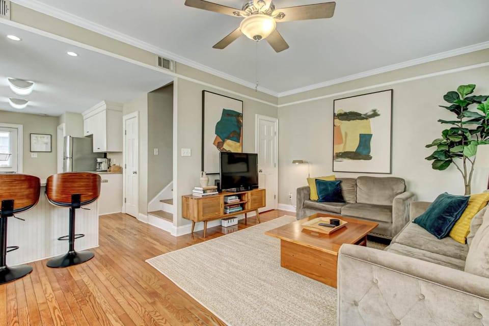 Starland Vacation Home House in Savannah