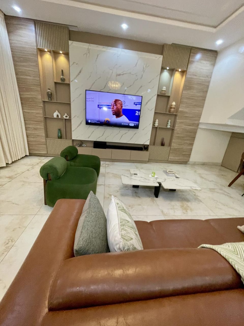 EliteunseenSuites - 5 Bedroom Beautiful Detached House - Private Parking Apartment in Lagos, Nigeria