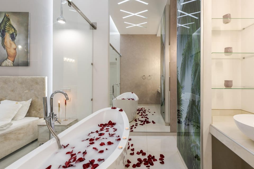 Royal special bathtub apartment Apartment in Lviv