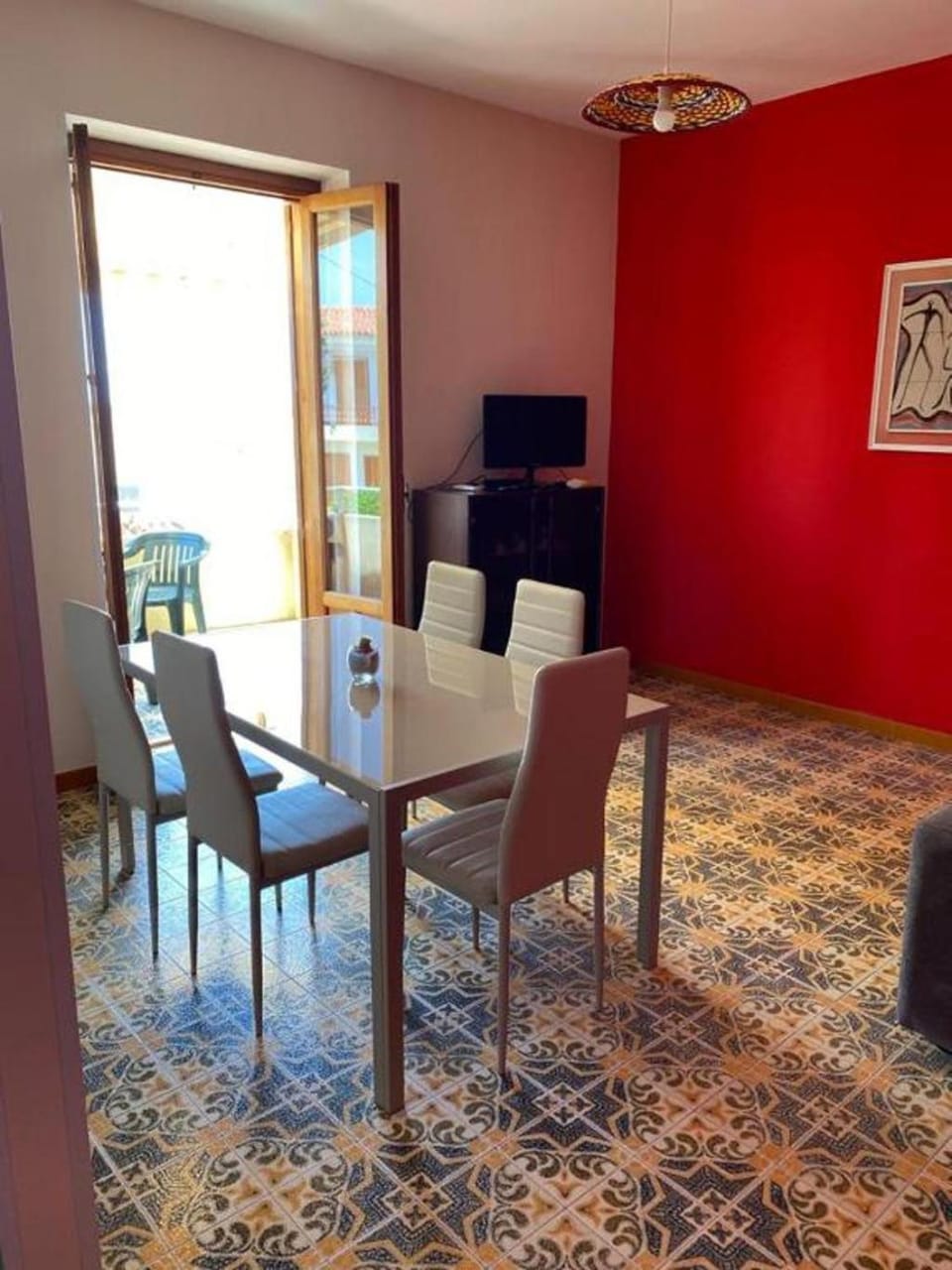 TV and multimedia, Living room, Dining area
