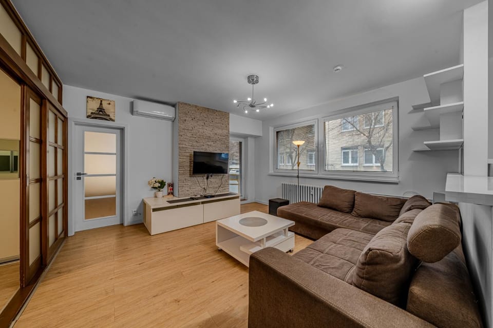 Living room, air conditioner