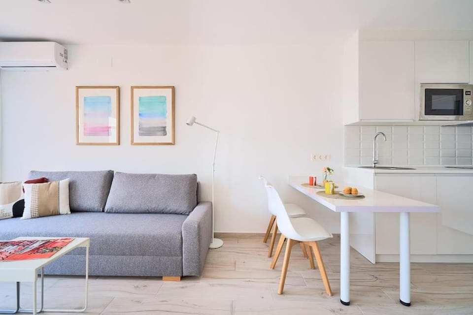OleHolidays 821 Romana Playa frente al mar Apartment in Marbella