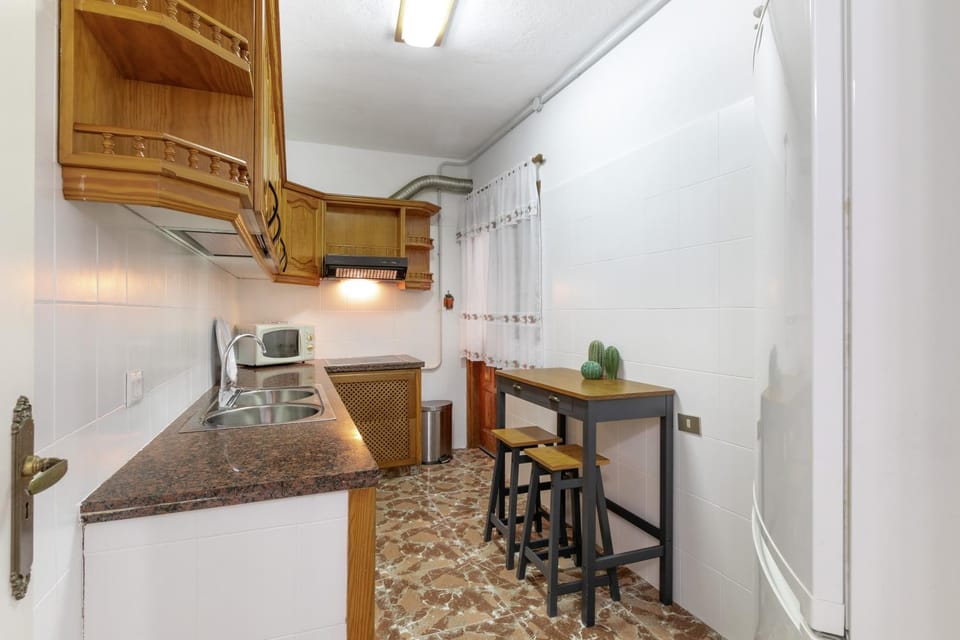 Kitchen or kitchenette, Living room