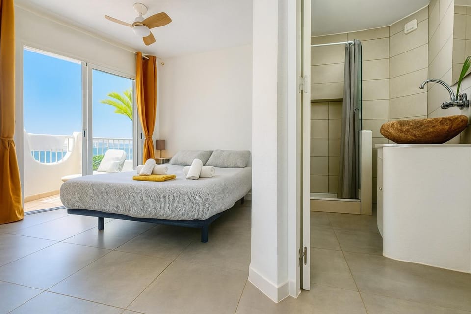 Bathroom, Bedroom