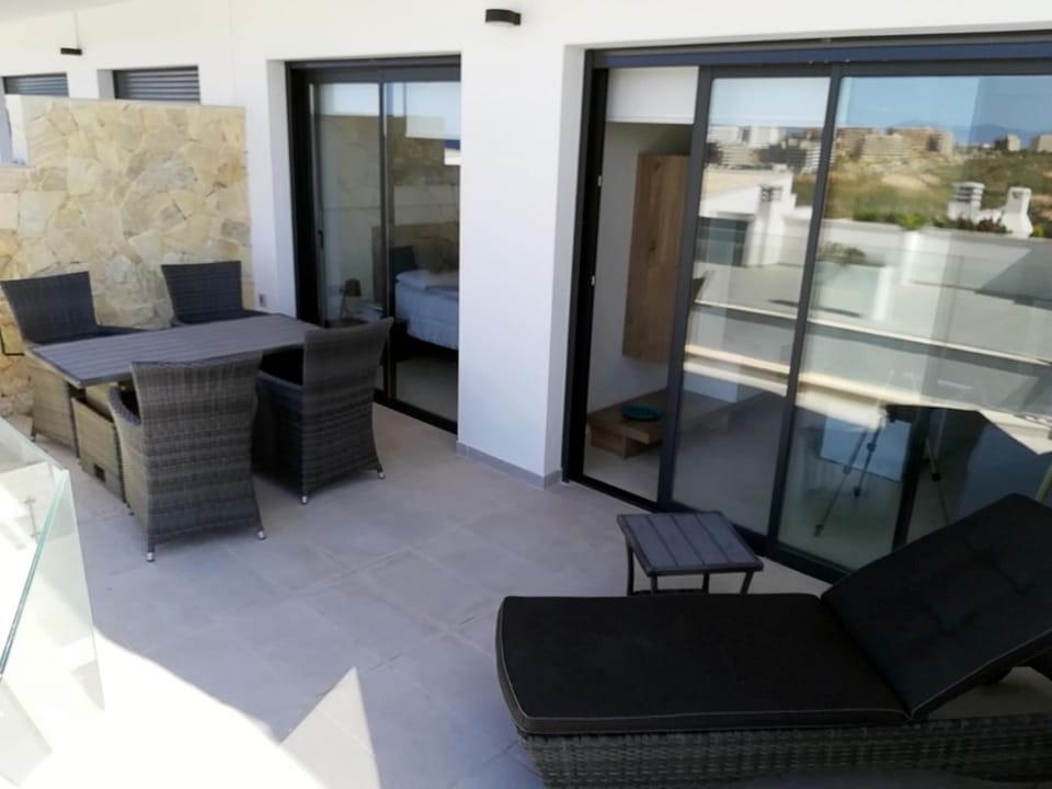 Day, Balcony/Terrace, Dining area