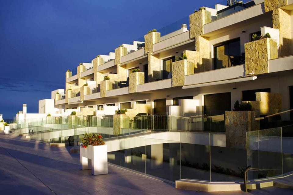 Property building, Night