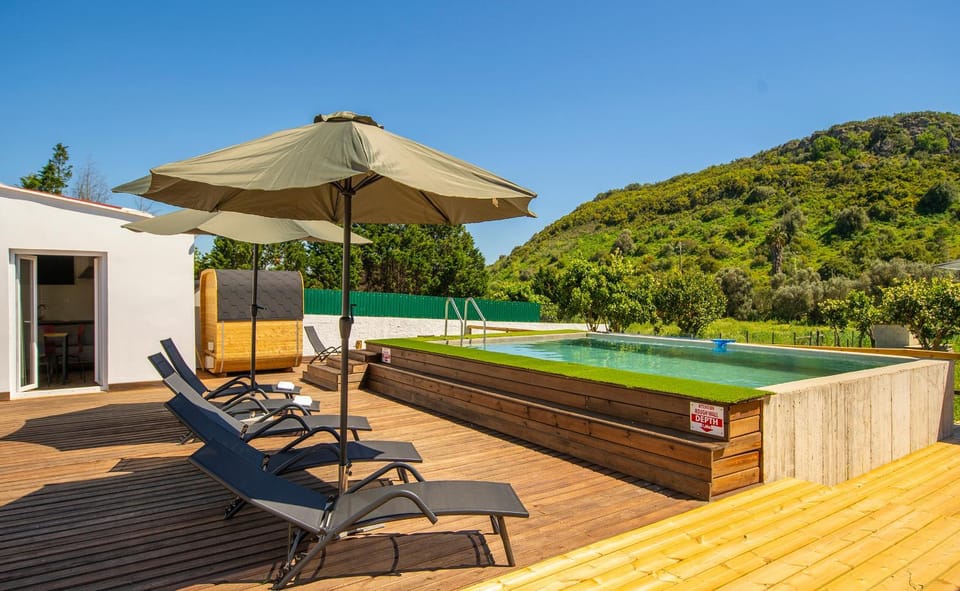 Hot Tub, Mountain view, Pool view, Swimming pool, sunbed