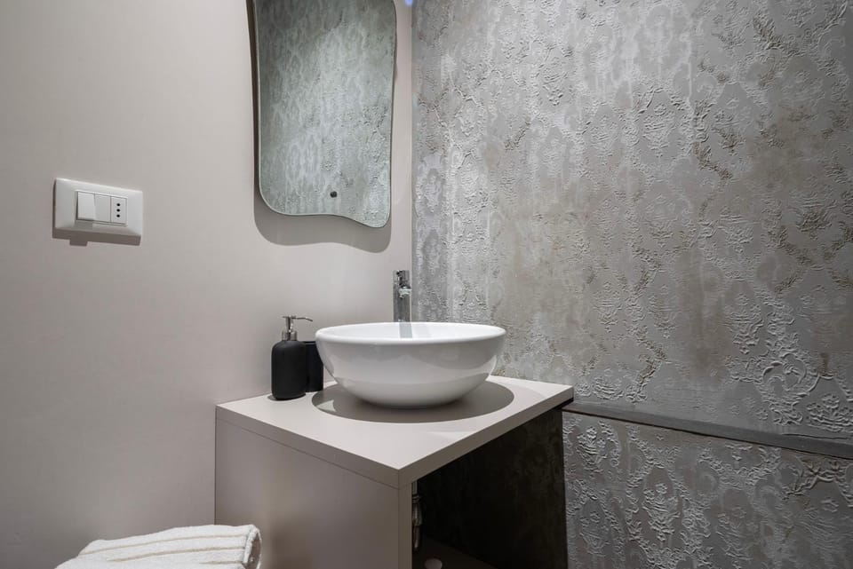 Cá delle Capriate, an intimate retreat at Cà d'Oro Apartment in Venice