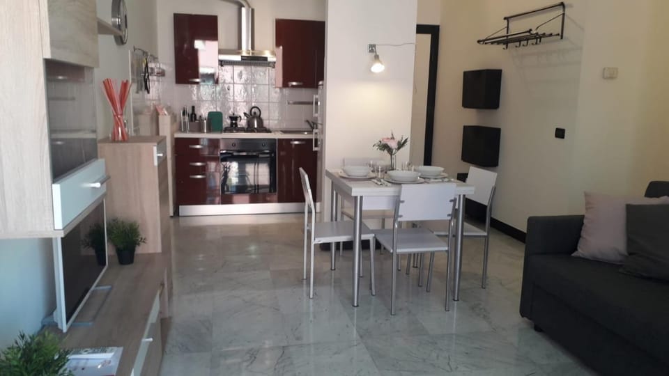 Kitchen or kitchenette, Living room, Seating area, Dining area, dishwasher, oven, stove