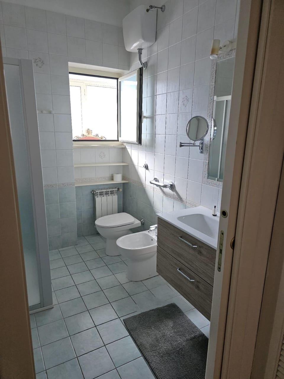 Shower, Toilet, Bathroom, bidet