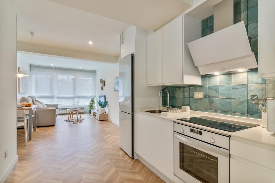 Kitchen or kitchenette, Living room, Dining area, dishwasher, oven, stove