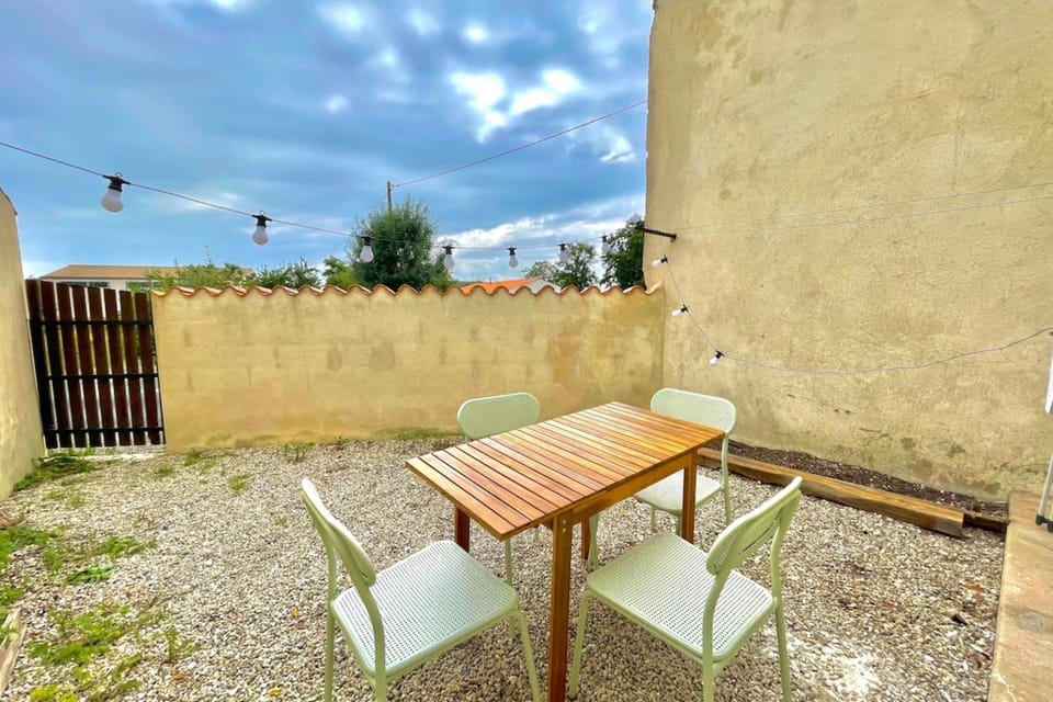 La Touzetterie avec SPA-cour privée House in Nouvelle-Aquitaine