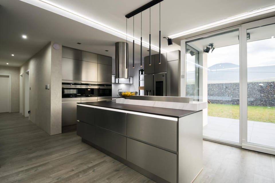 Kitchen or kitchenette