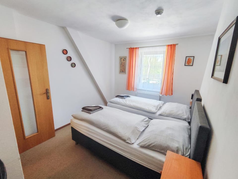 Bed, Photo of the whole room, Bedroom, towels, wardrobe
