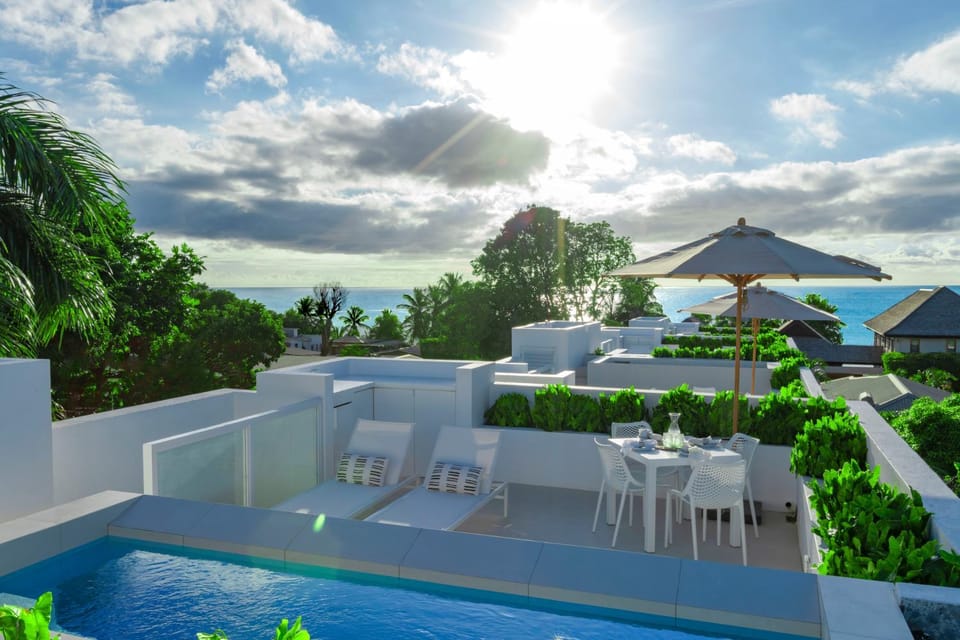 Balcony/Terrace, Pool view, Swimming pool, Swimming pool
