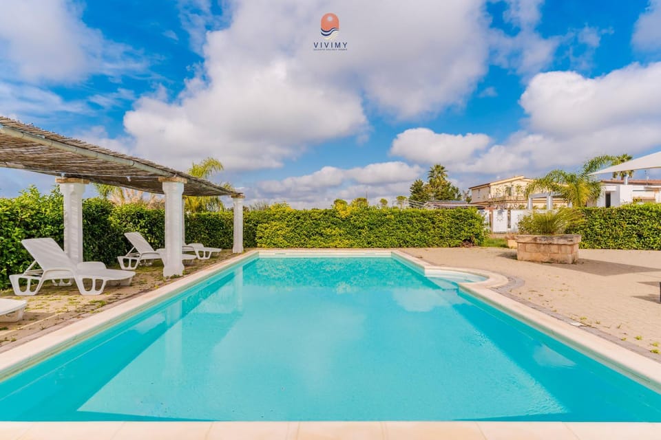 Villa Diletta by Vivimy Villa in Apulia