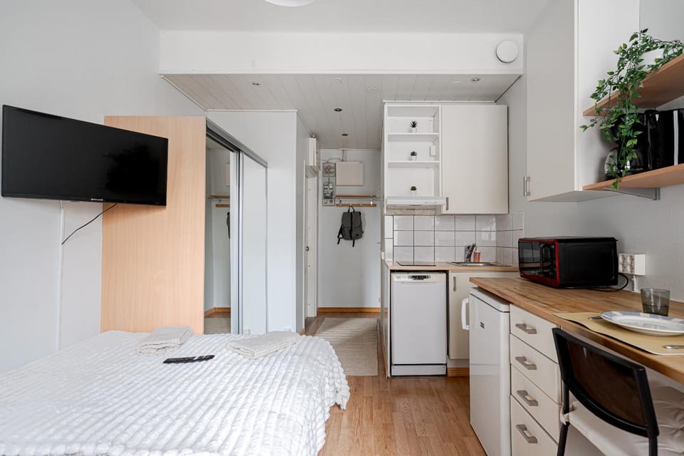 TV and multimedia, Kitchen or kitchenette, Bedroom