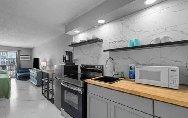 Sleek and Modern Double Queen Suite! Ocean Views- Sea Mist 51209 House in Myrtle Beach