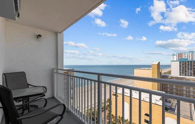 Sleek and Modern Double Queen Suite! Ocean Views- Sea Mist 51209 House in Myrtle Beach