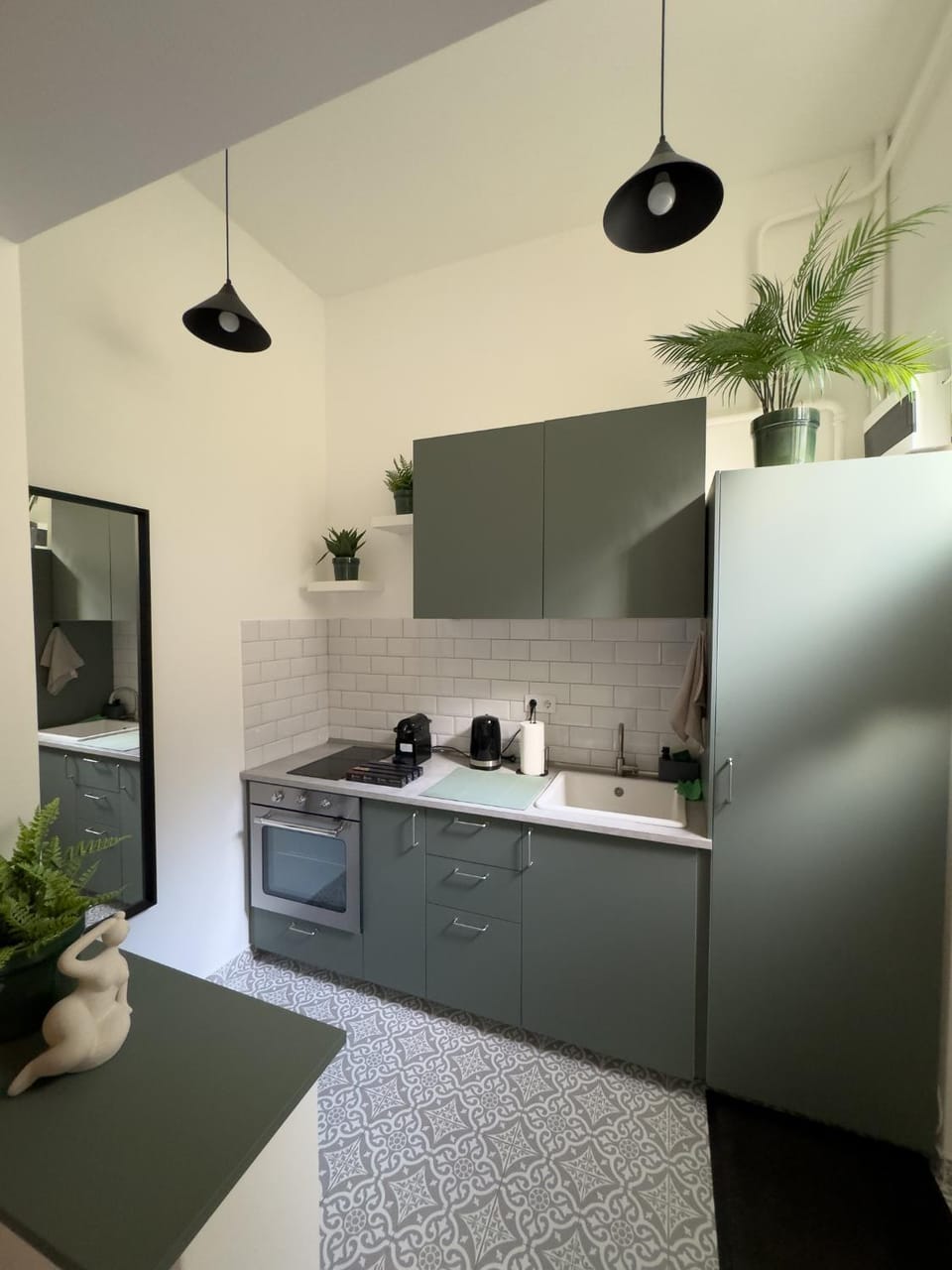 Kitchen or kitchenette