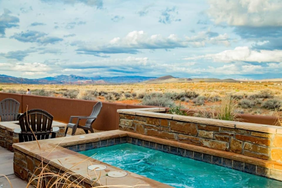Roadrunner at Sand Hollow Resort House in Hurricane