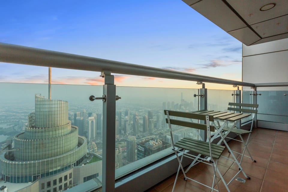 Balcony/Terrace, City view