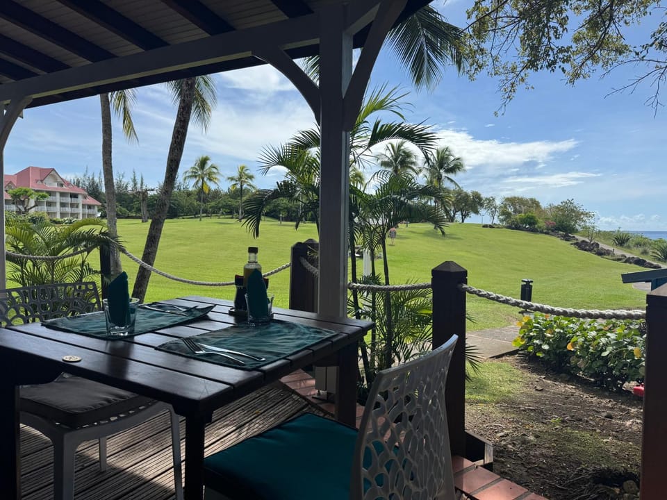 Restaurant/places to eat, Garden, View (from property/room)