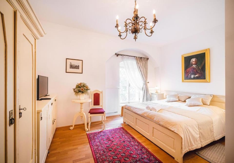 Zámek Rychvald - The Old Yard Rychvald Hotel in Czechia