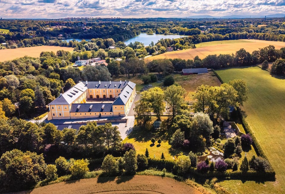 Zámek Rychvald - The Old Yard Rychvald Hotel in Czechia