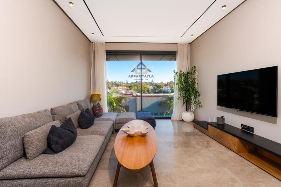Bright Spacious Suite- By Appart'Ayla Apartment in Casablanca