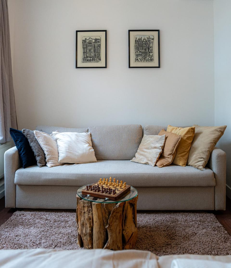 Skinny Bridge Boutique Stay Bed and Breakfast in Amsterdam