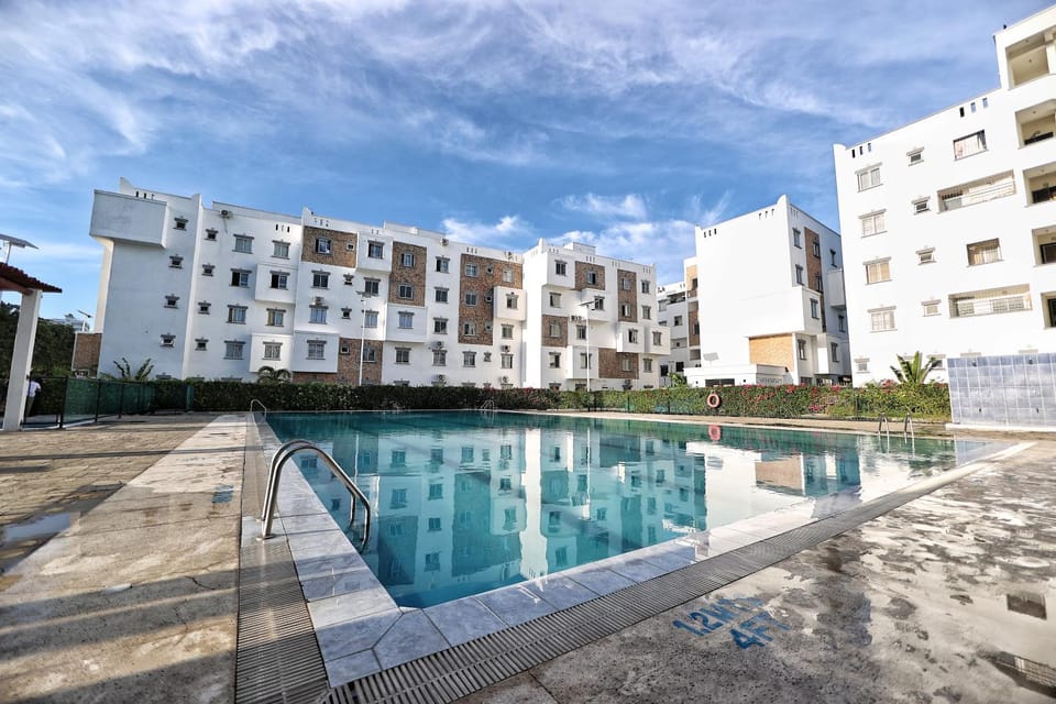 Property building, Pool view, Swimming pool