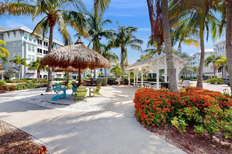 Changes in Lattitude 401 House in Bradenton