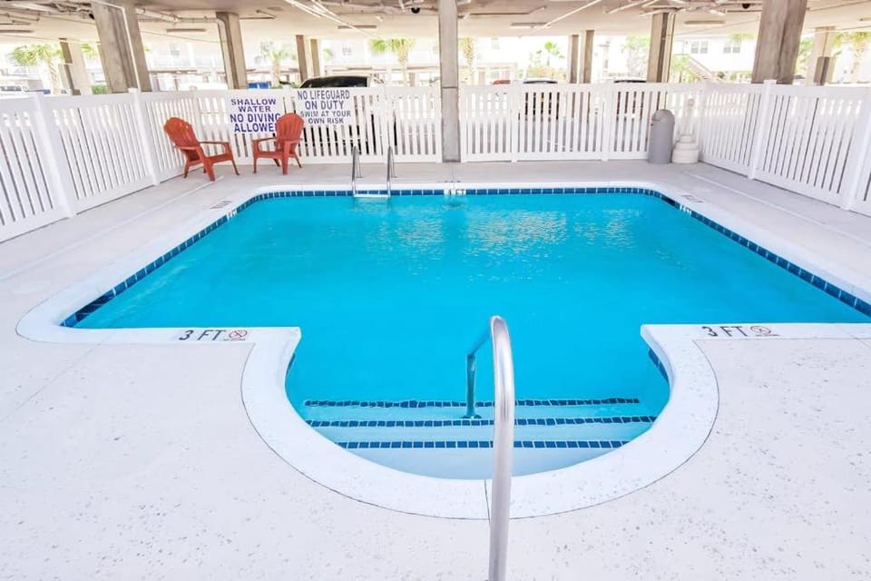 Coconut Grove 202 Apartment in North Myrtle Beach