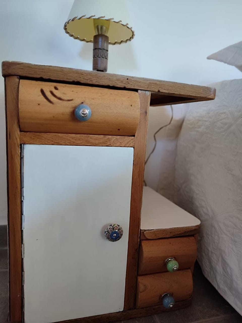 Bedroom, furniture