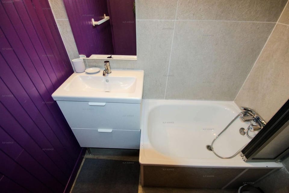 Shower, Bathroom, Bath