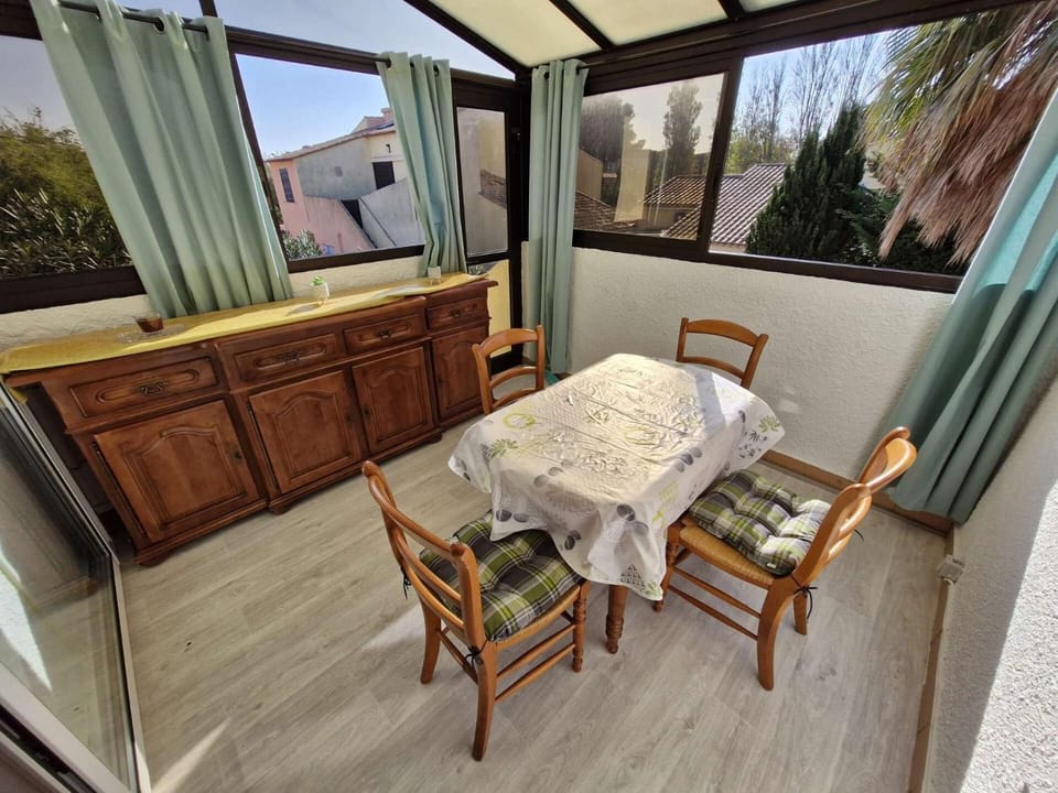 Résidence Helios - APPT T2 CAB OU MEZZ 5 couchages PORT LEUCATE MAE-1851 Apartment in Leucate
